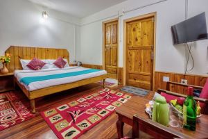 Hotel Dream River Manali