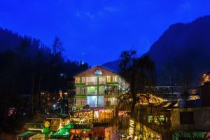 Hotel Dream River Manali