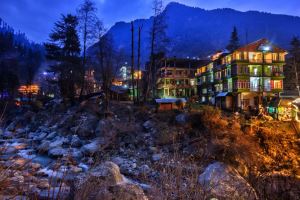 Hotel Dream River Manali